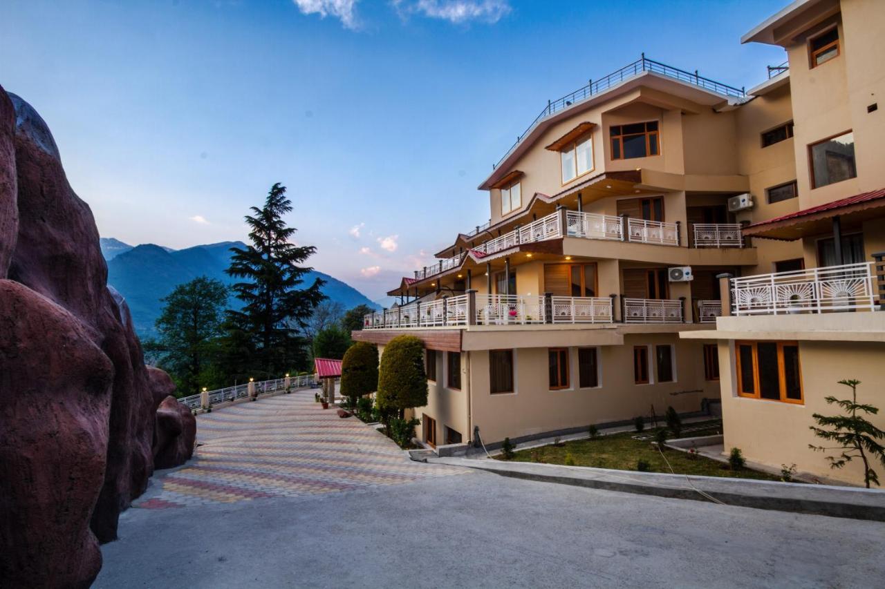 Anand Vardhan Resorts Manāli Exterior foto