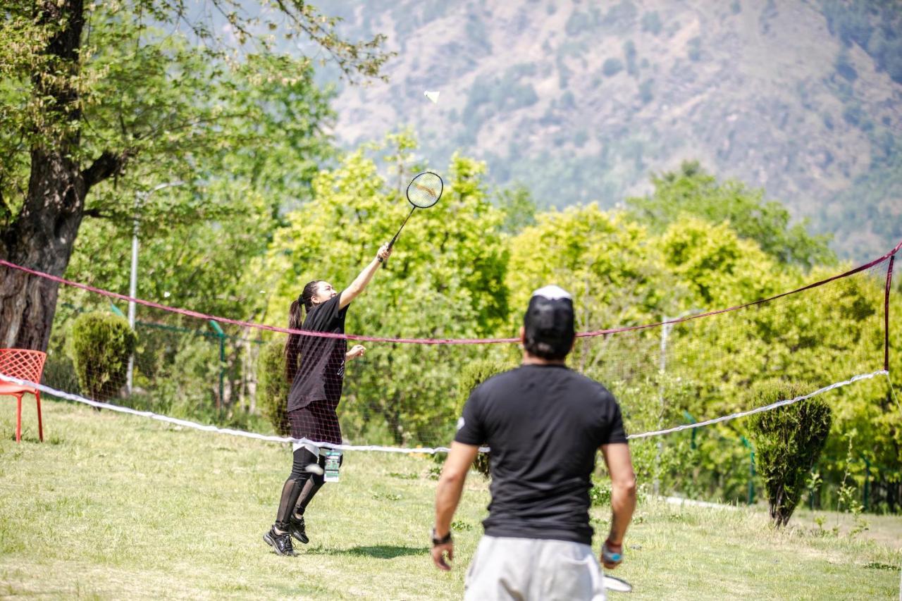 Anand Vardhan Resorts Manāli Exterior foto