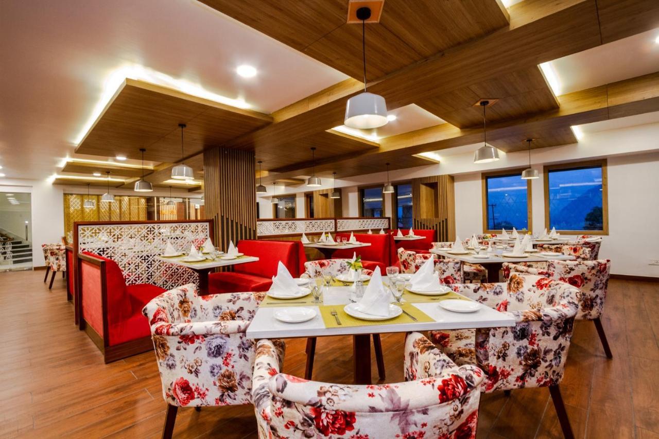 Anand Vardhan Resorts Manāli Exterior foto