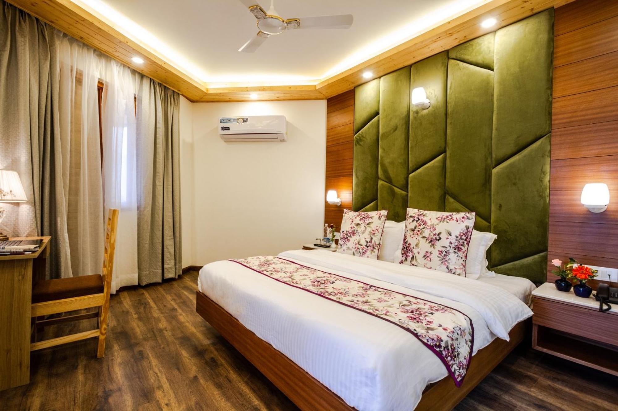 Anand Vardhan Resorts Manāli Zimmer foto